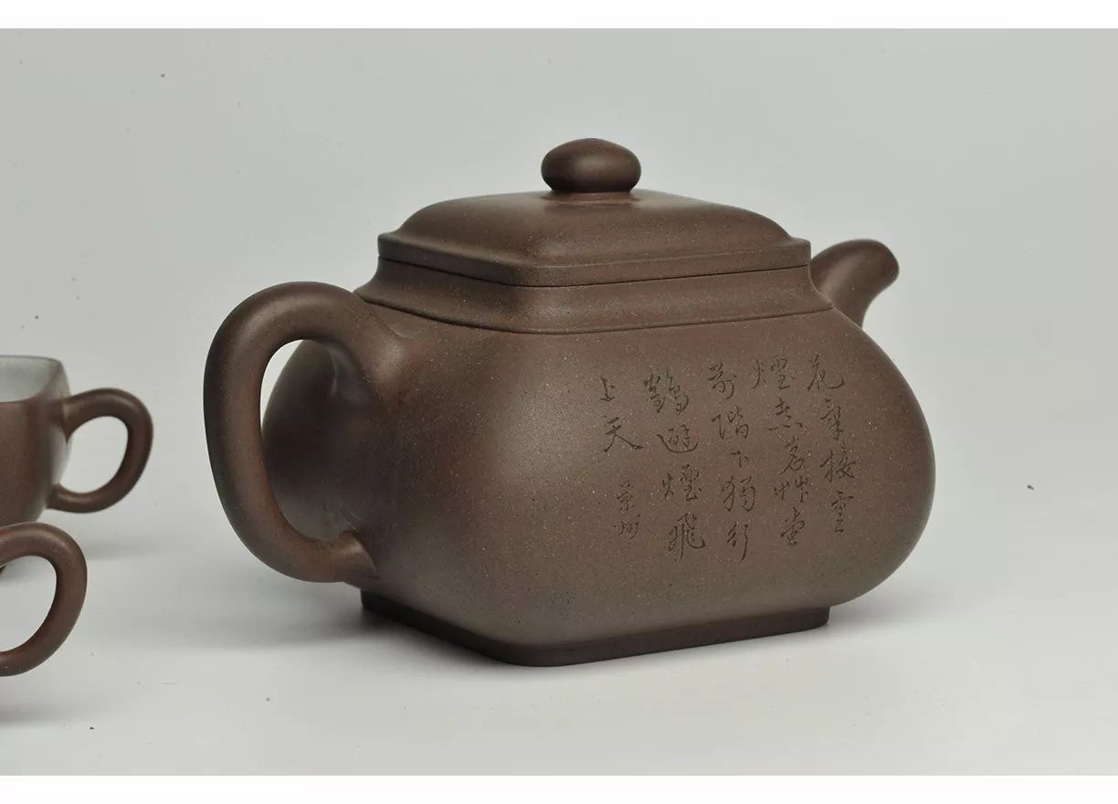 玉露诗文套组茶具的图片